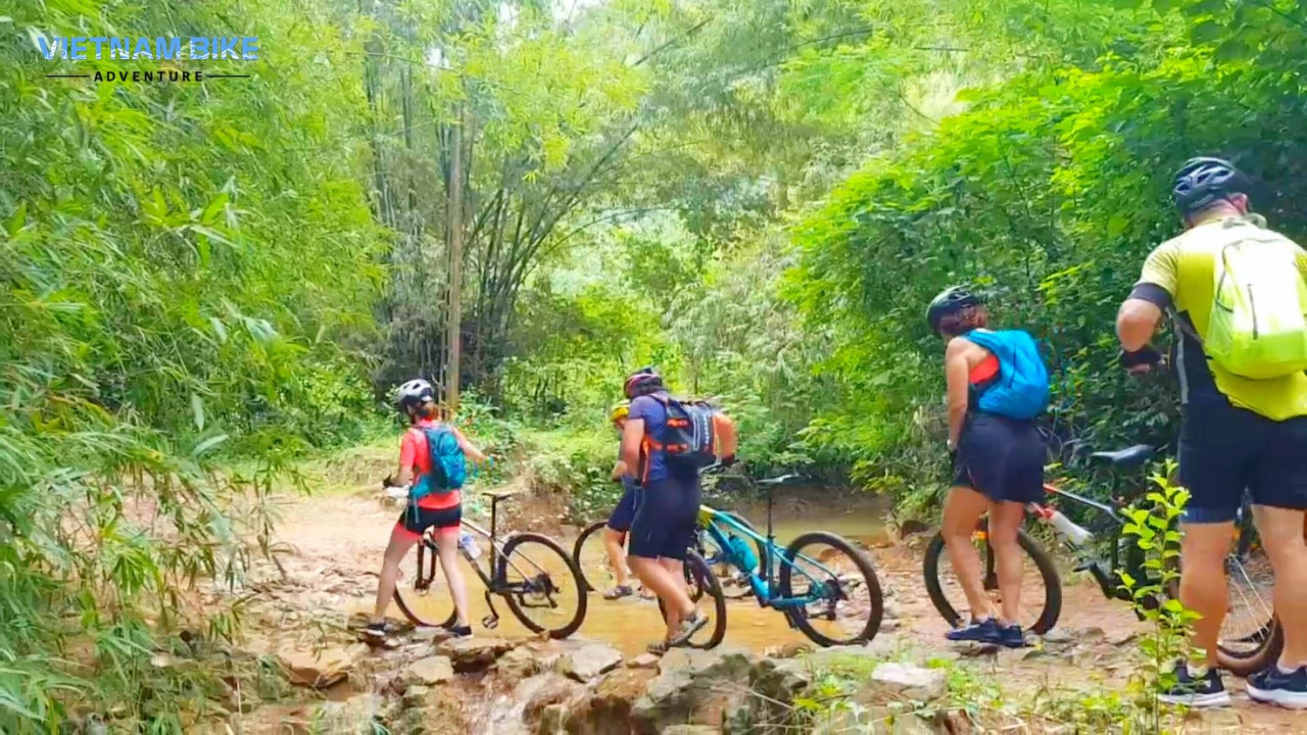 Mai Chau Hoa Binh